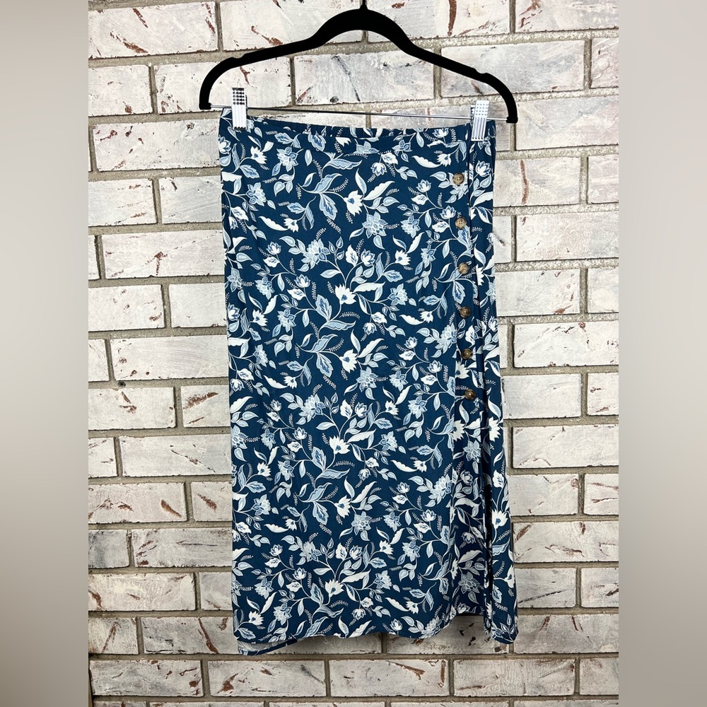 LOFT | Floral A-Line Skirt - Picture 2 of 7